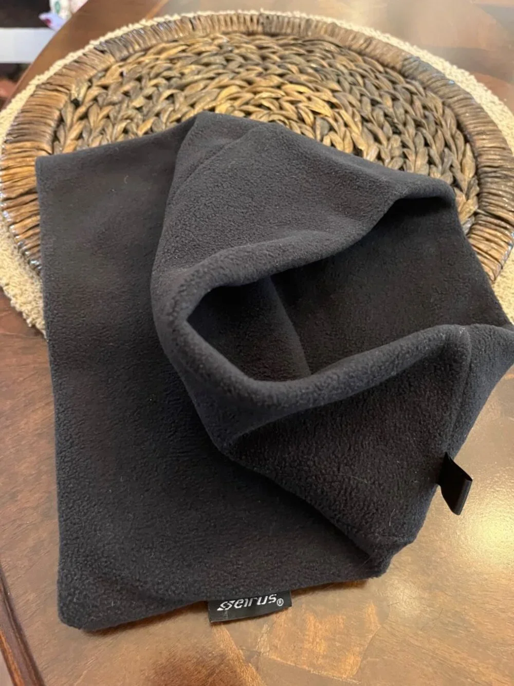 Soft Black Fleece Neck Warmer By Seirus Innovation For Cold Weather Protection U